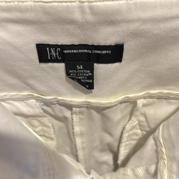 INC International Concepts Cream Women's Bermudas - Picture 2 of 10